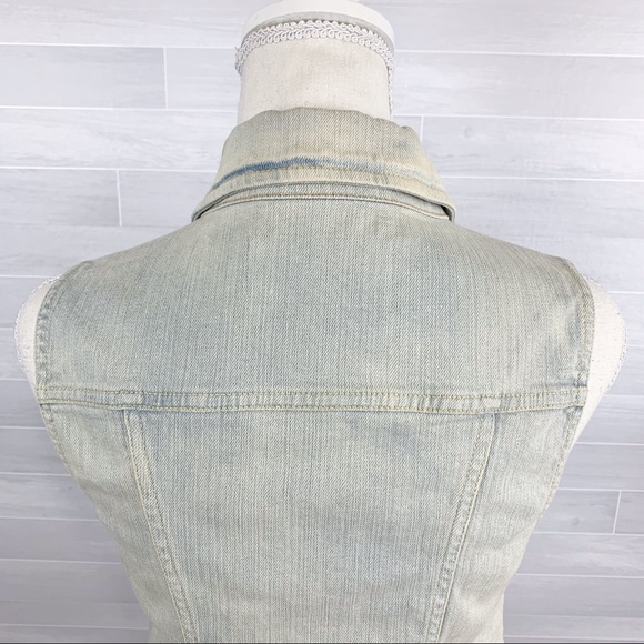 Anthro | Pilcro Distressed Sunwashed Denim Vest - Picture 9 of 15